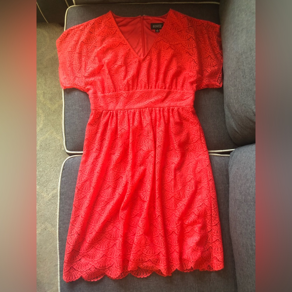 Adrianna Papell Cocktail Dress with V-Neck and Scallop Hem